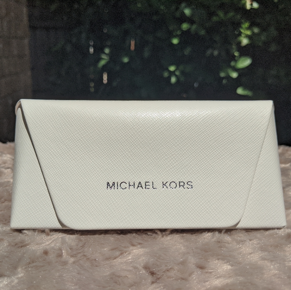 Michael Kors Clamshell Sunglass Case